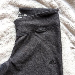 💝NWOT ADIDAS CLIMALITE  LEGGINS